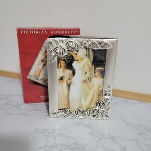 Victorian Bouquets Silver Plated Photo Album. New in box